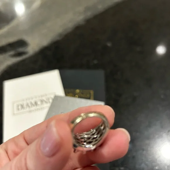 Zales Silver PAST PRESENT FUTURE anniversary Diamond Ring - Picture 6 of 11